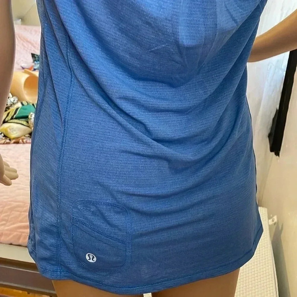 Lululemon athletic top - Picture 11 of 12